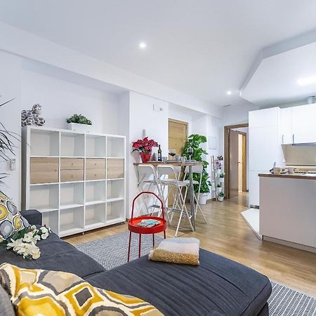 Boutique Mitjana Apartment Malaga Bagian luar foto